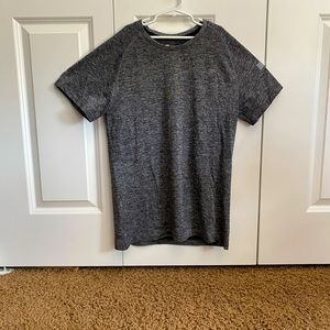 Gray t shirt